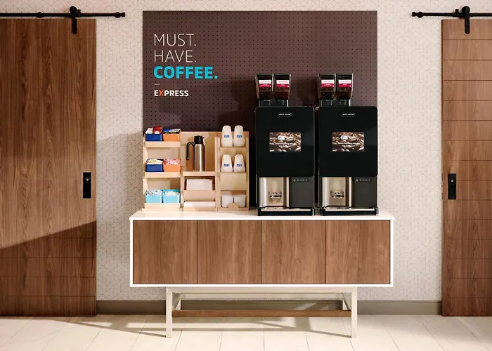 Holiday Inn Express & Suites Tempe By Ihg